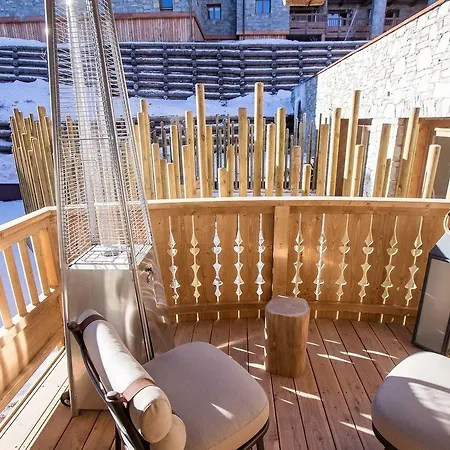 Six Senses Residences *